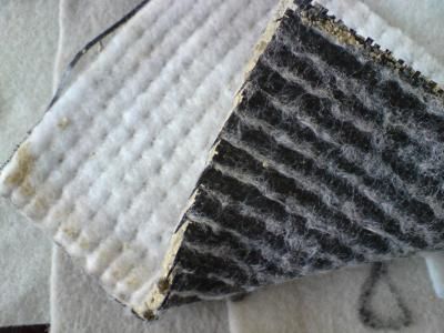 膨潤土防水毯質(zhì)量好壞如何區(qū)分