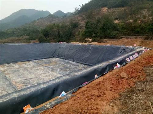 垃圾填埋場hdpe土工膜施工現(xiàn)場圖