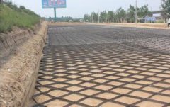 邊坡防護(hù)用蜂窩土工格室施工流程